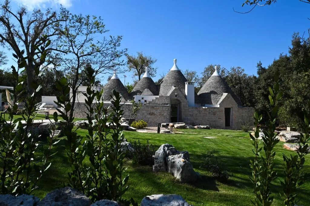 Trullo Magia Ostuni - I Coni Tradizionali e il Grande Giardino (Architettura & Trulli)