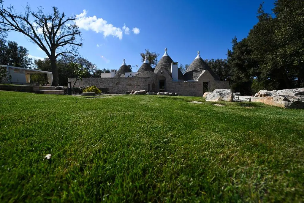 Trullo Magia Ostuni - I Trulli Immersi nel Parco Privato (Piscina & Giardino)